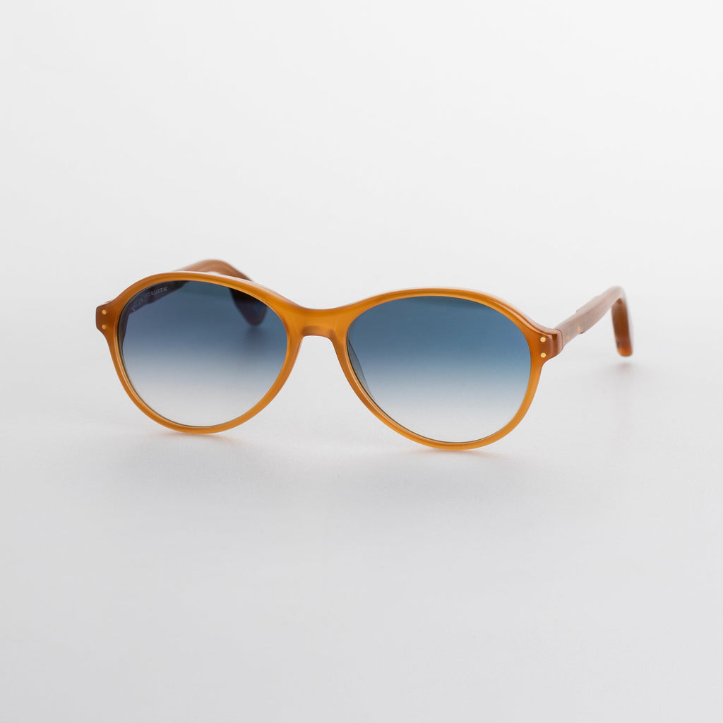 Steve McQueen 1968 Sun — Honey — official view 4