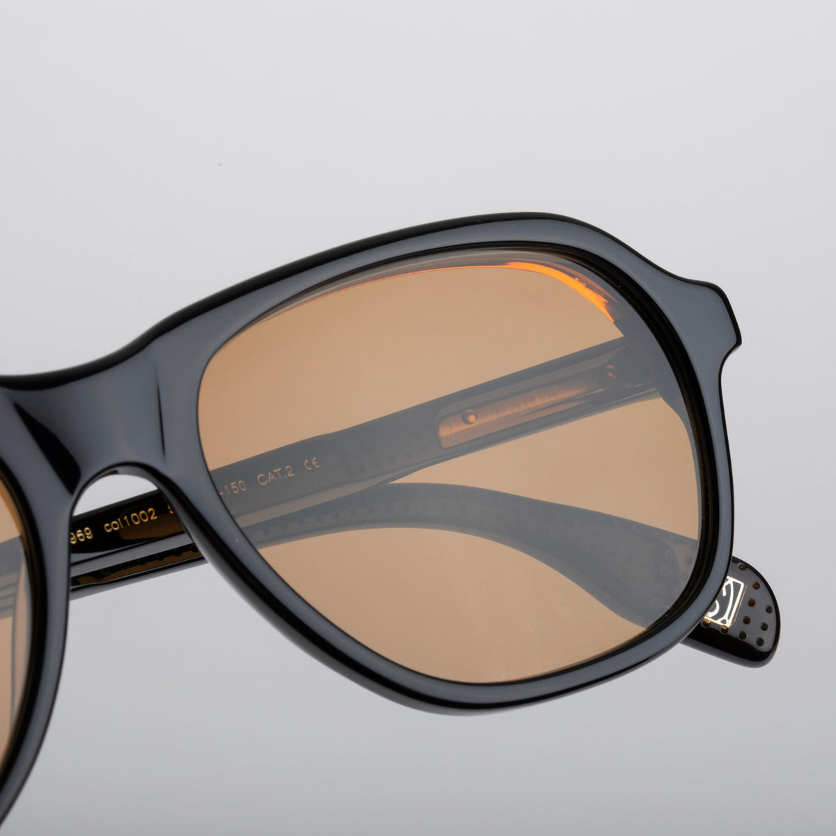 Steve McQueen 1969 Sun — Black — official view 6