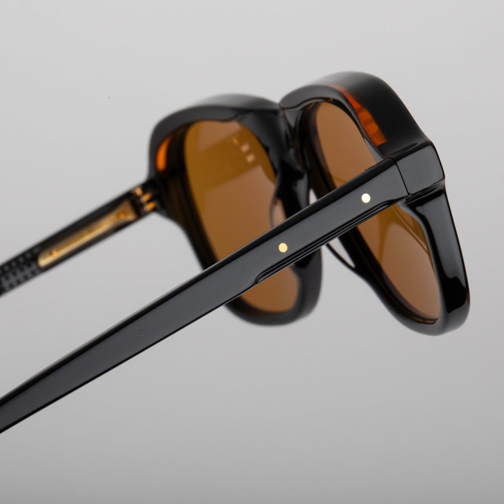 Steve McQueen 1969 Sun — Black — official view 7