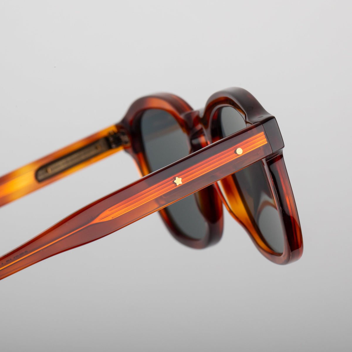 Steve McQueen Bandito Sun — Light Tortoise — official view 7