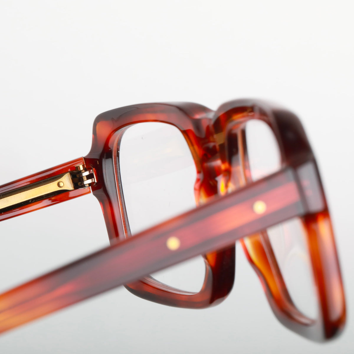 Steve McQueen Brentwood — Light Tortoise — official view 7