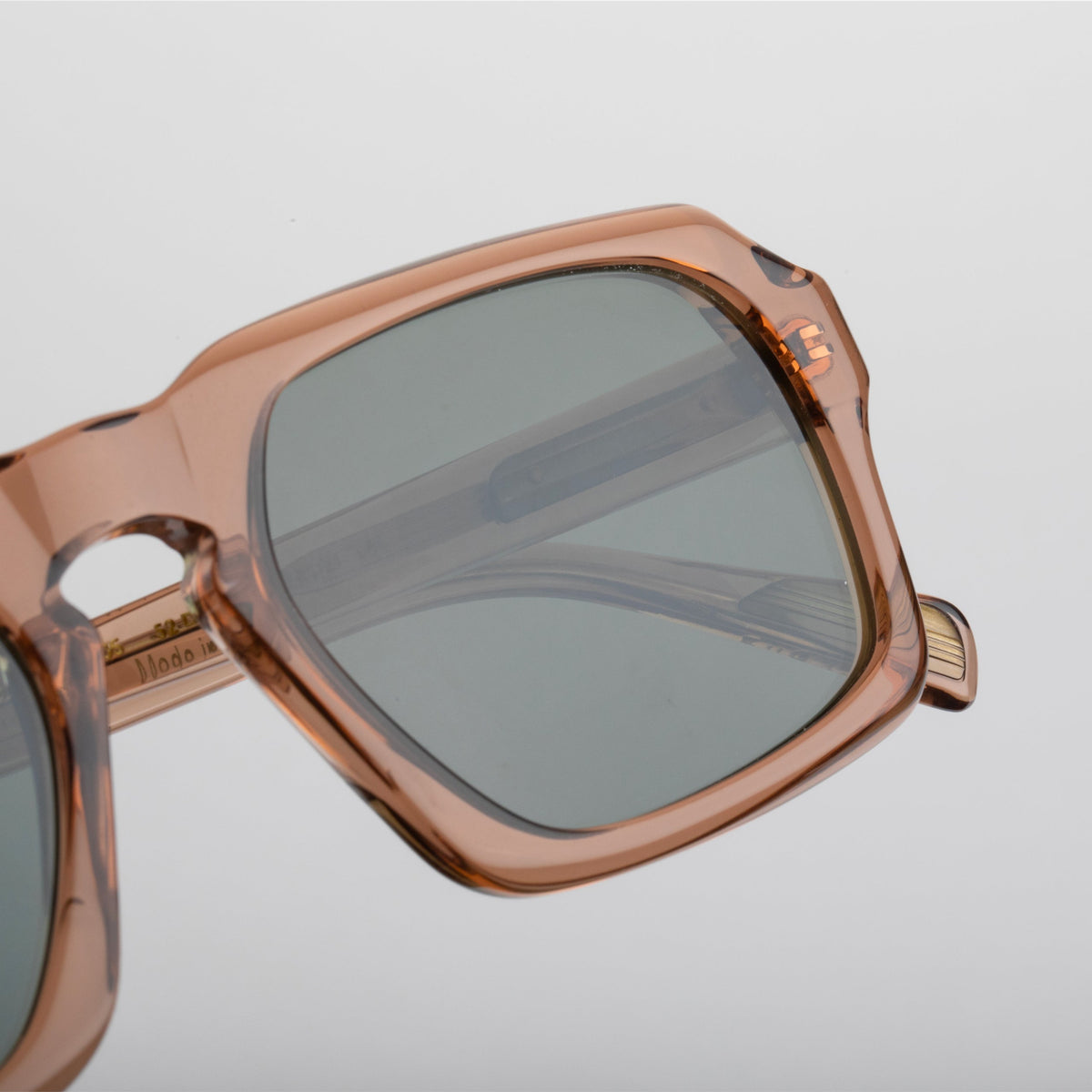 Steve McQueen Brentwood Sun — Crystal Caramel — official view 2