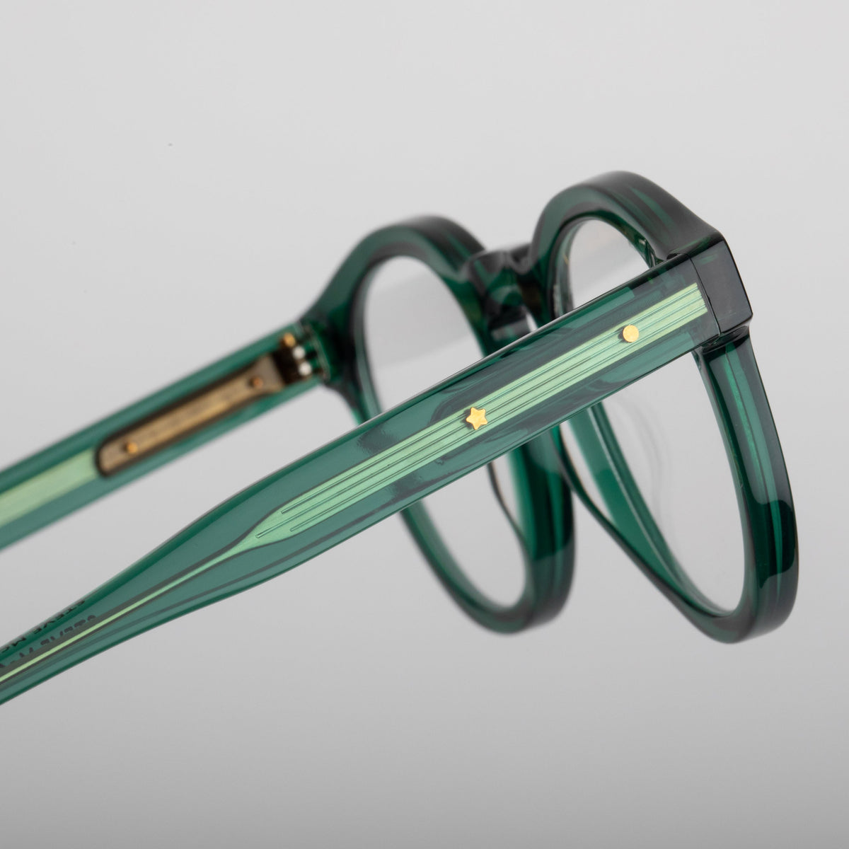 Steve McQueen Bud — Crystal Green — official view 11