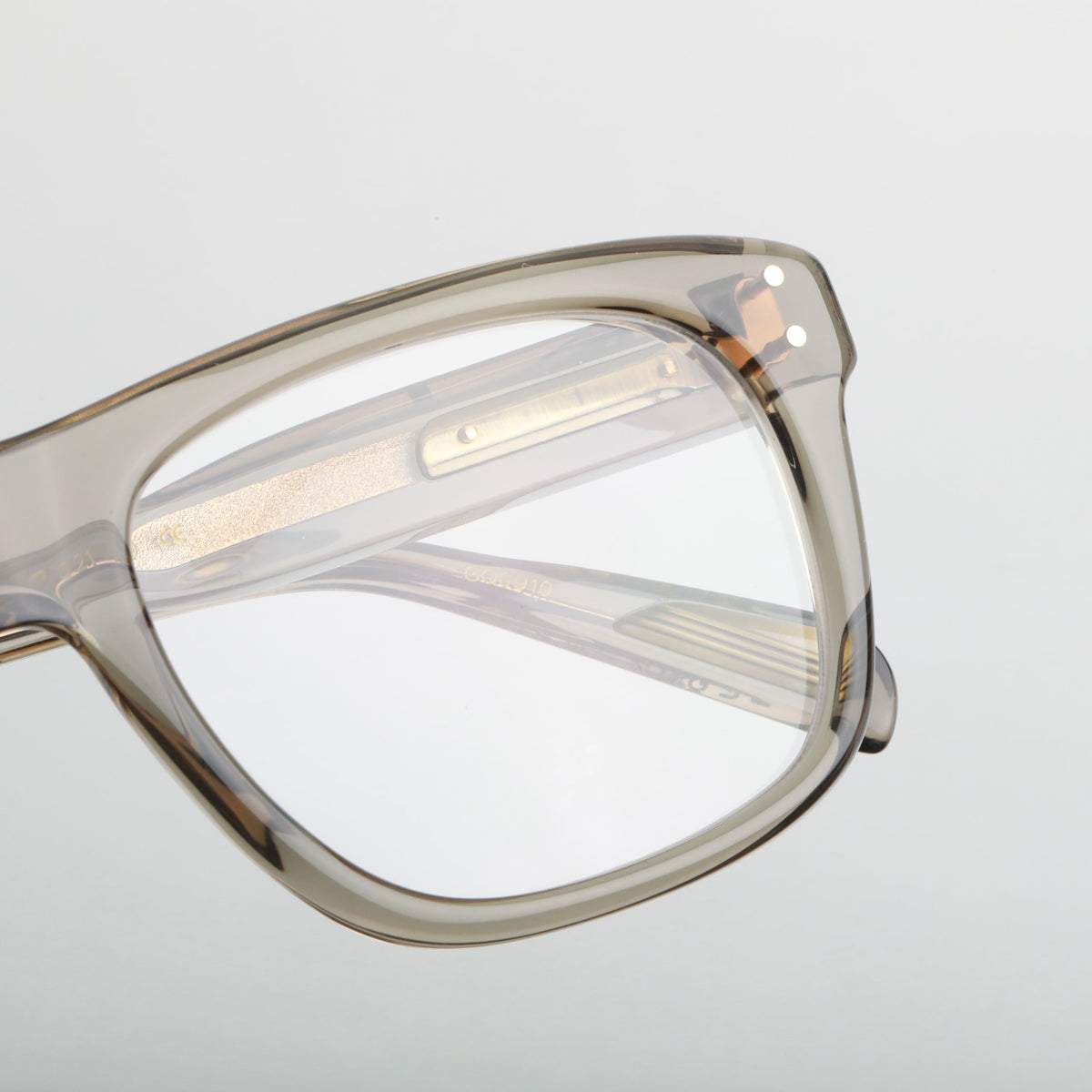 Steve McQueen Henri — Crystal Grey Khaki — official view 10