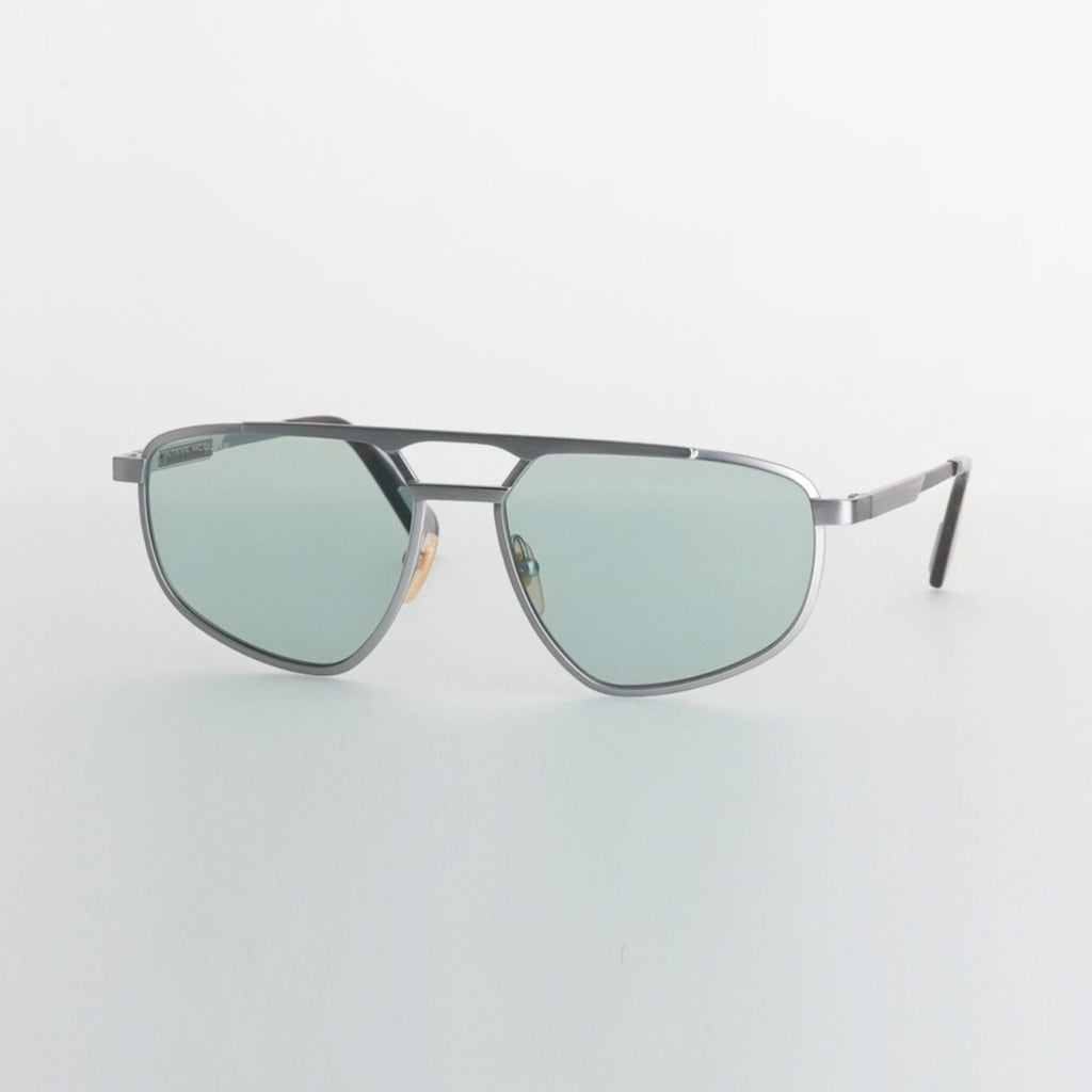 Steve McQueen Magnetic — Silver — official view 8