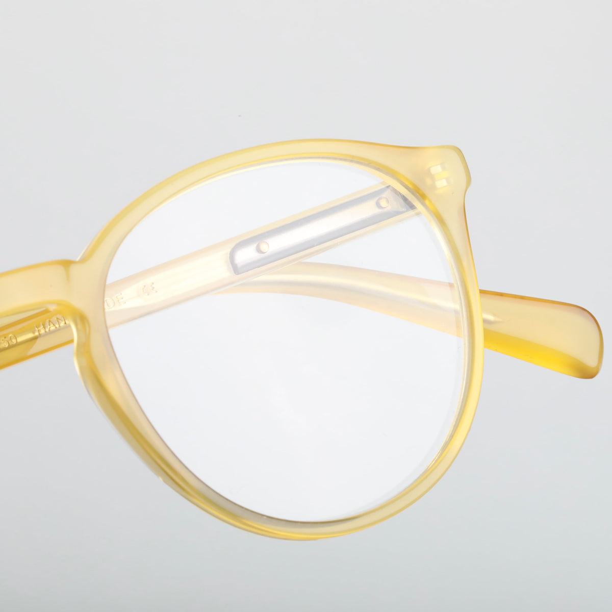 Steve McQueen Mike — Yellow Honey — official view 14