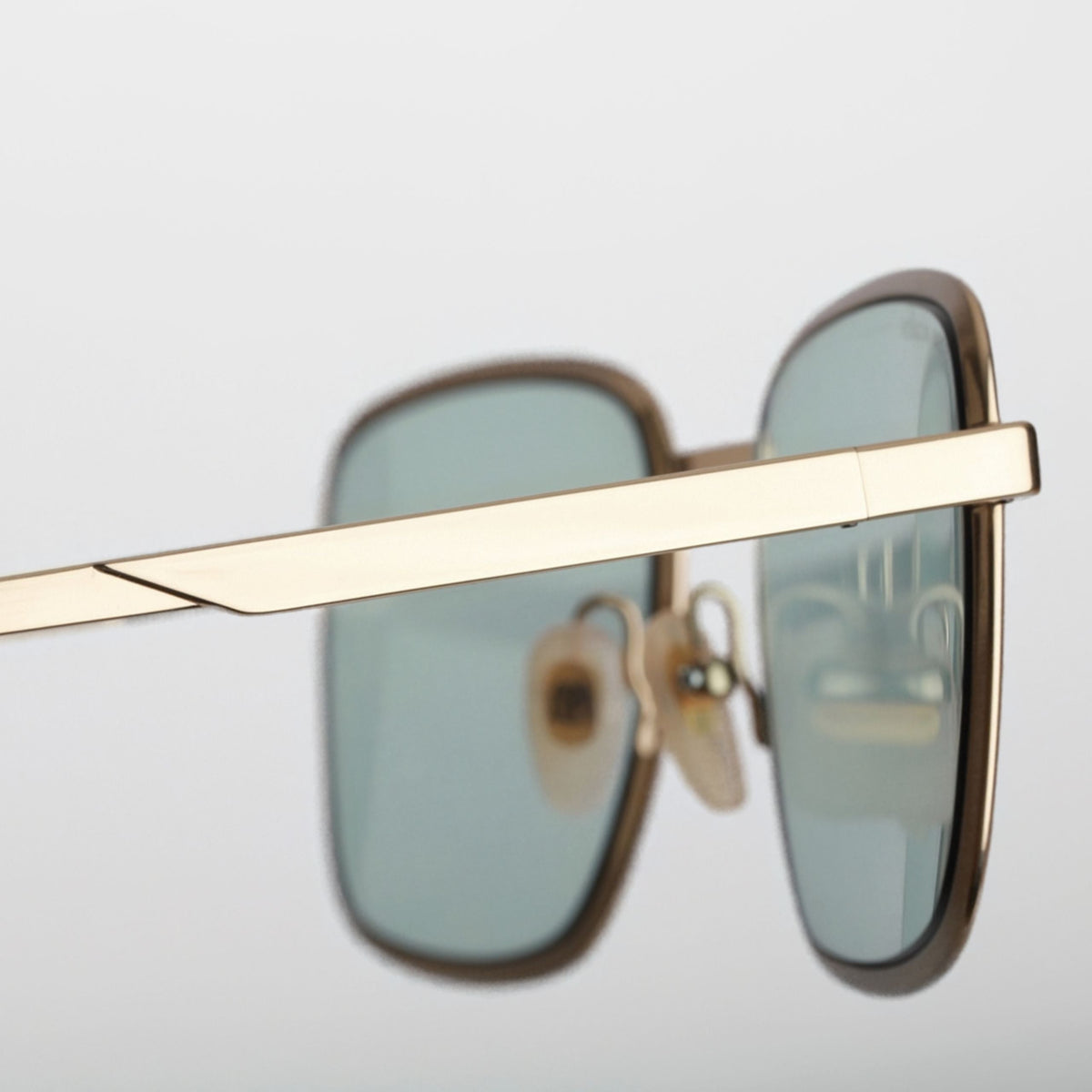 Steve McQueen Nevada — Gold — official view 3