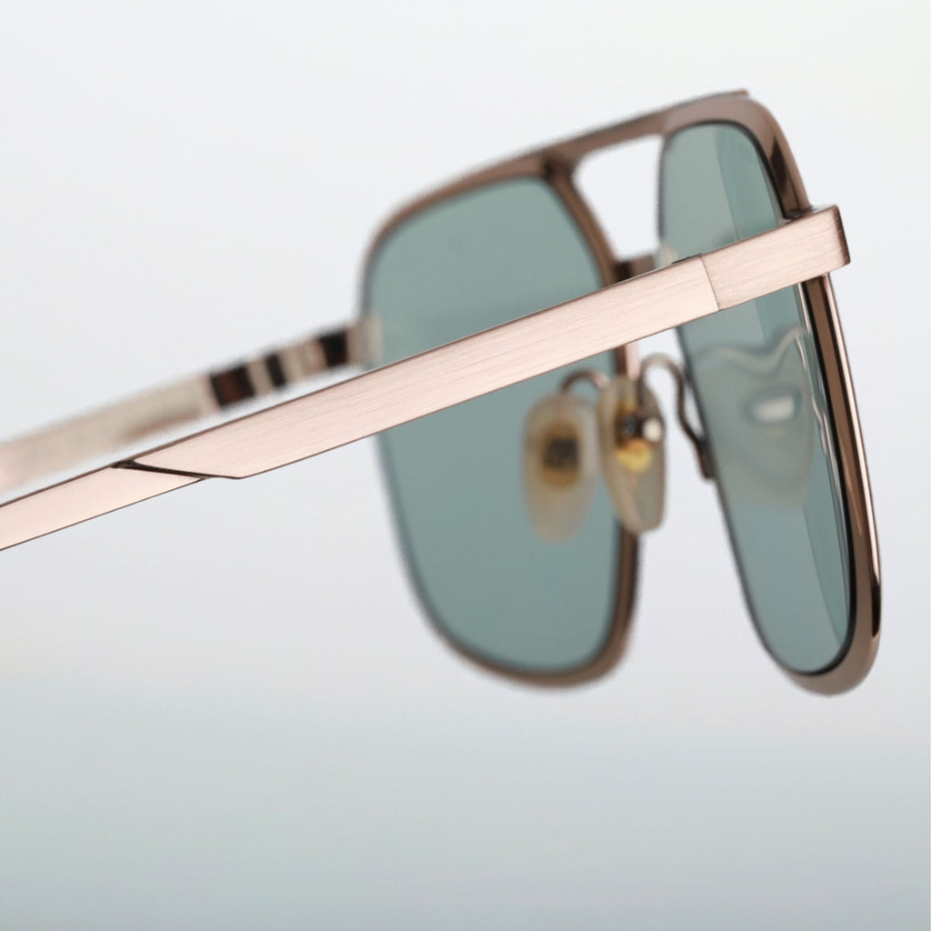Steve McQueen Roosevelt — Rose Gold — official view 7