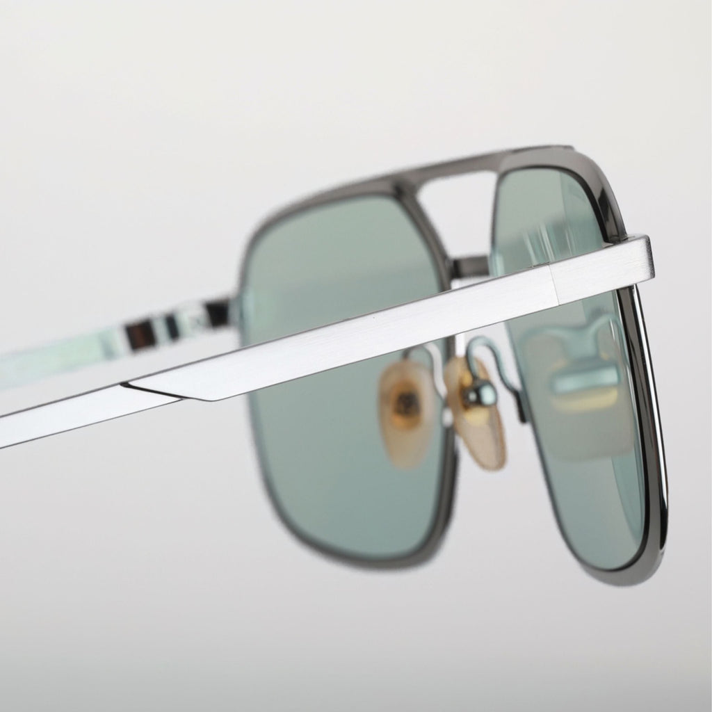 Steve McQueen Roosevelt — Silver — official view 11
