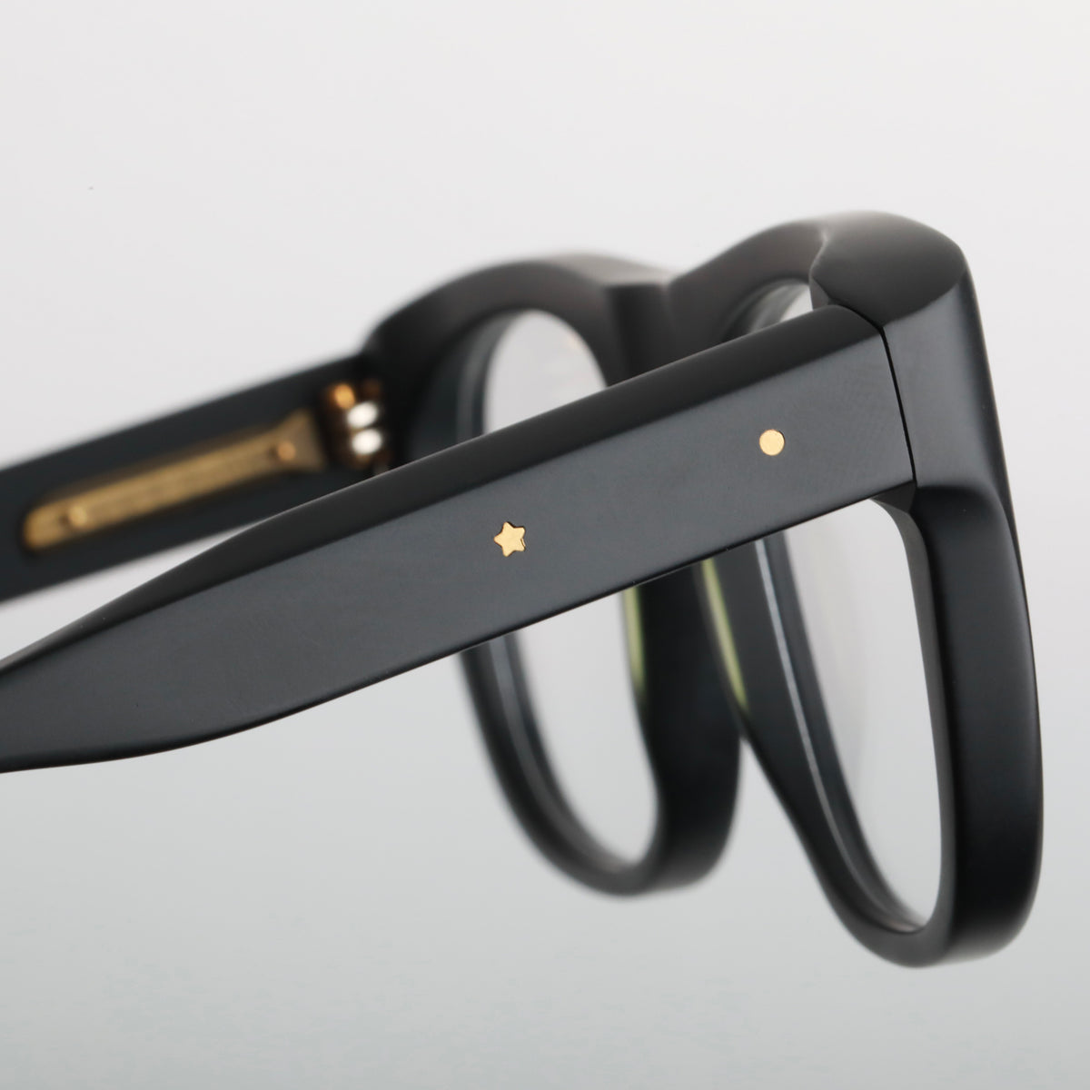Steve McQueen Race Optical 012 Matte Black - angle 2