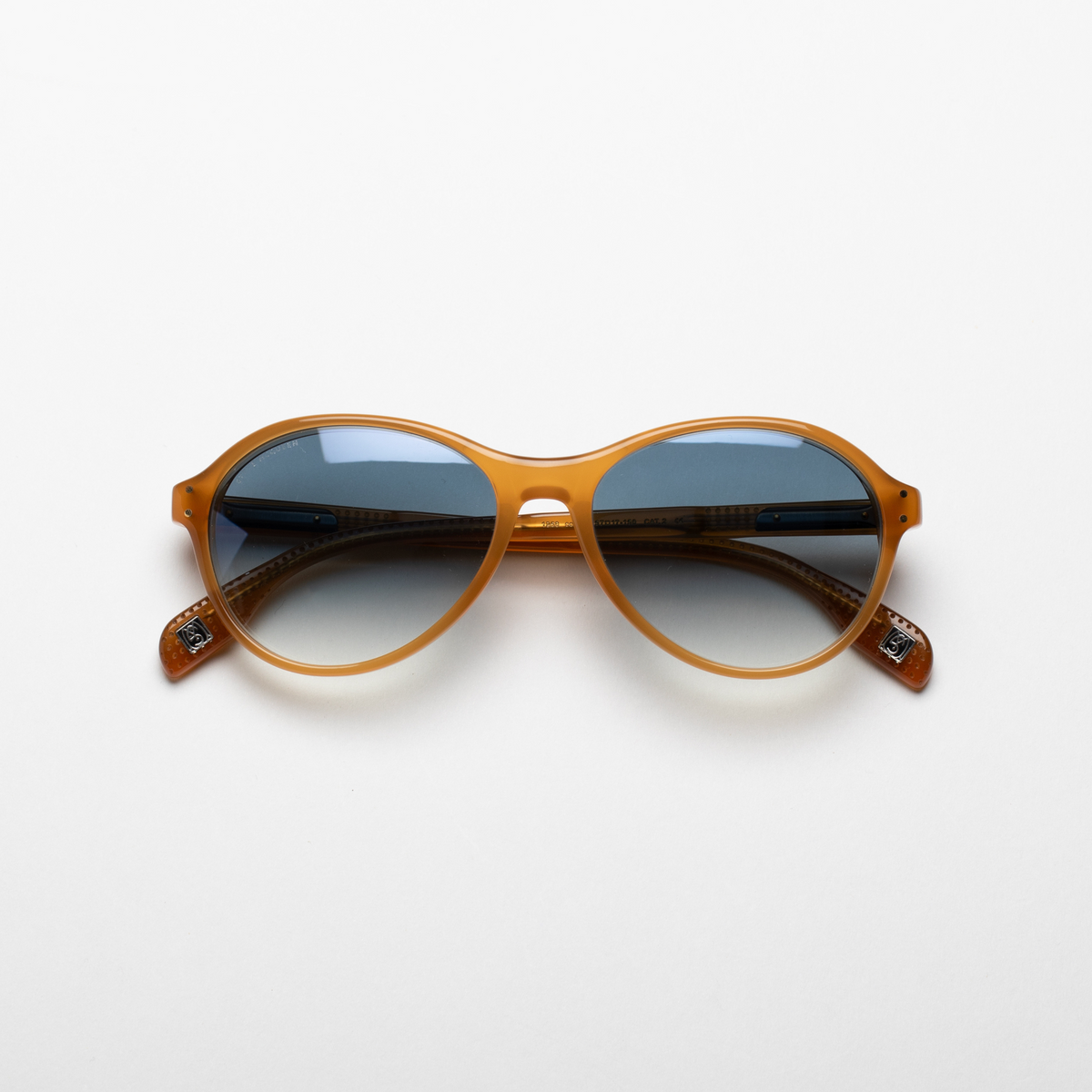 Steve McQueen 1968 SUN 128 — Honey