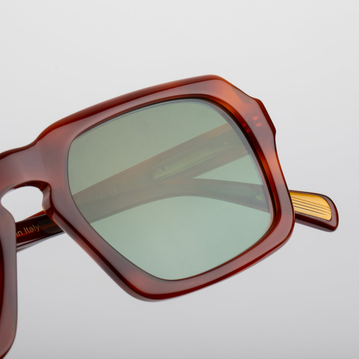 Steve McQueen Brentwood Sunglasses 115 Light Tortoise - angle 2
