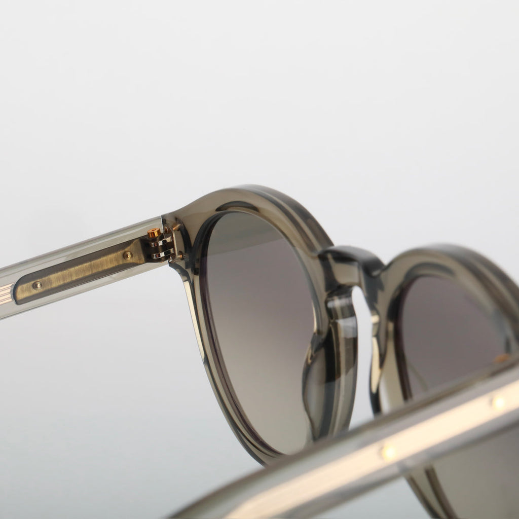 Steve McQueen Bud Sunglasses 131 Crystal Grey Khaki - angle 2