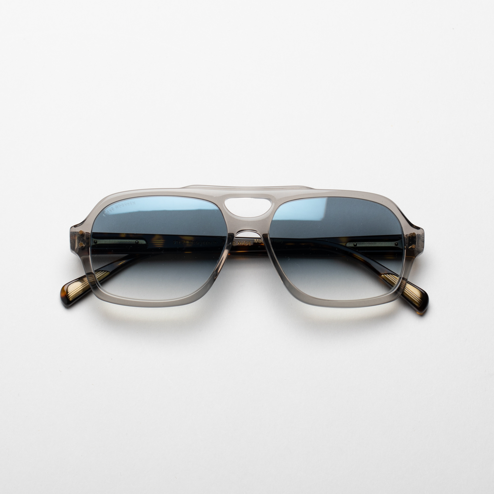 Light Crystal Blue &amp; Tortoise Temples