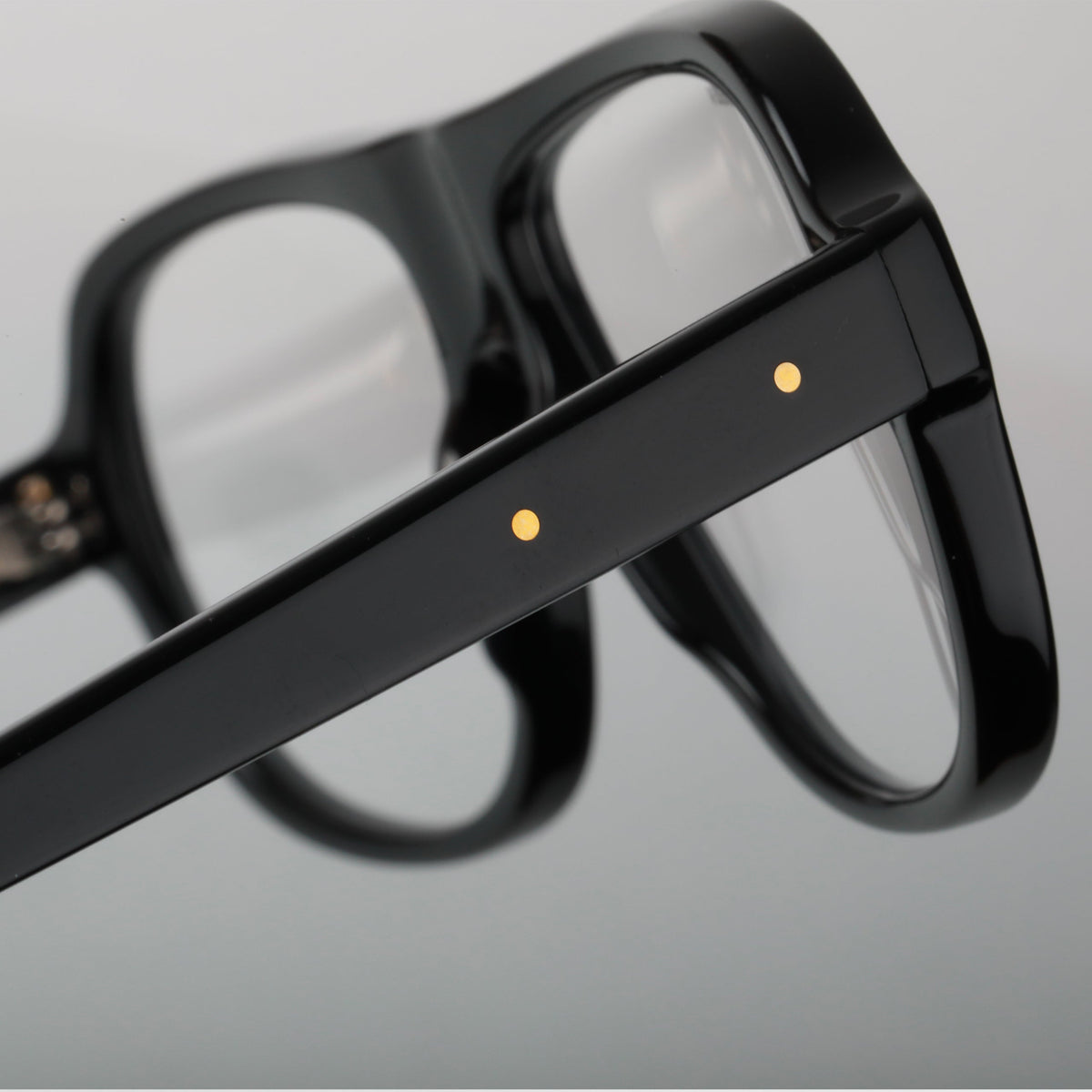 Steve McQueen Solar Racing — Black — official view 11
