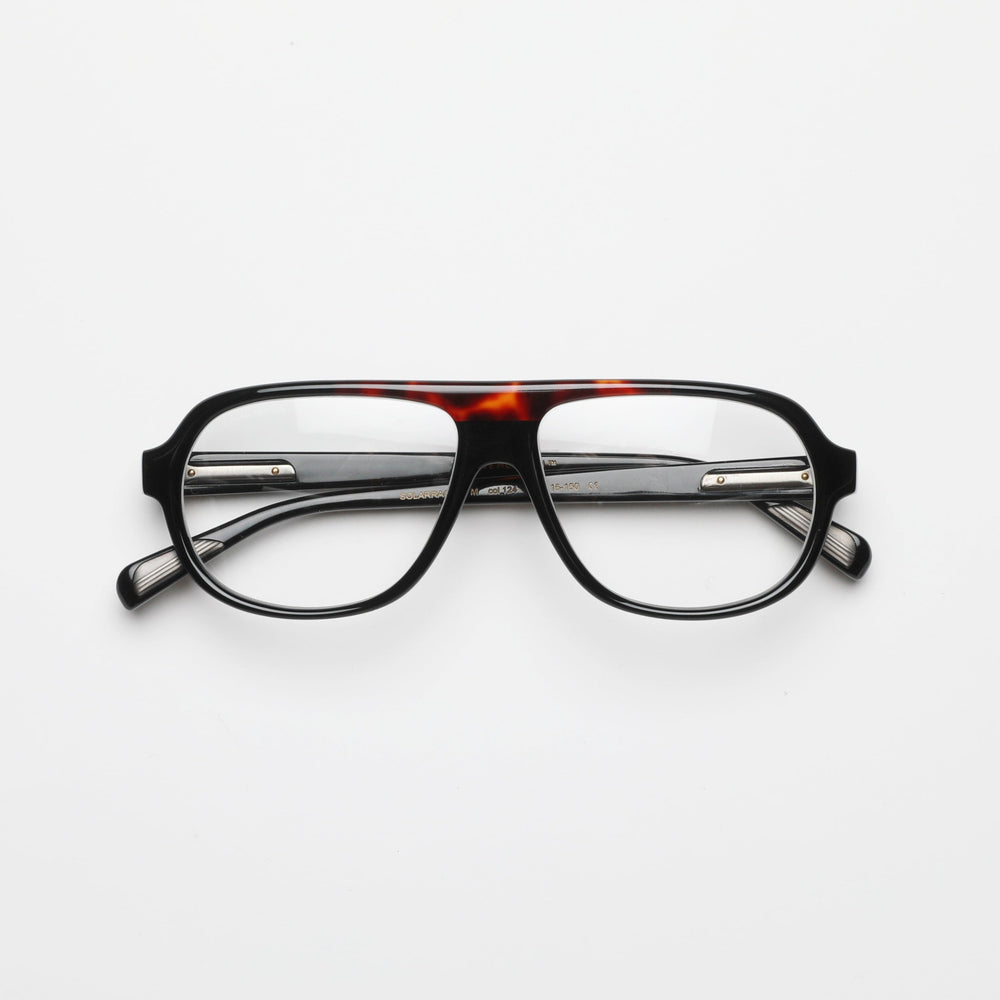 Black &amp; Tortoise Front Bar