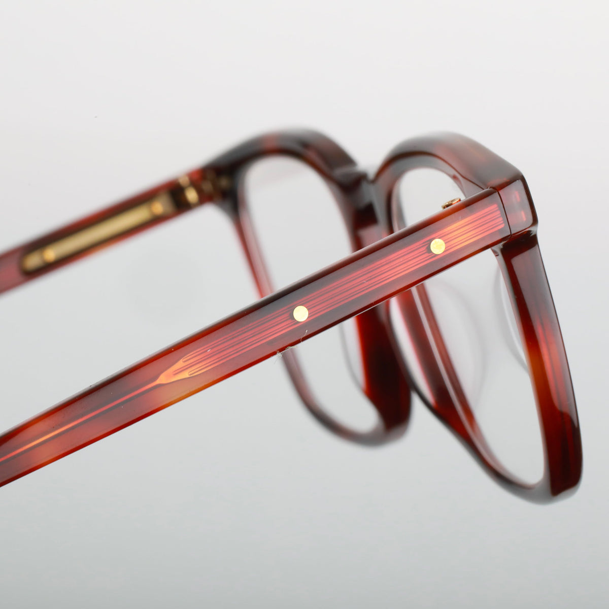 Steve McQueen Stephen — Light Tortoise — official view 3