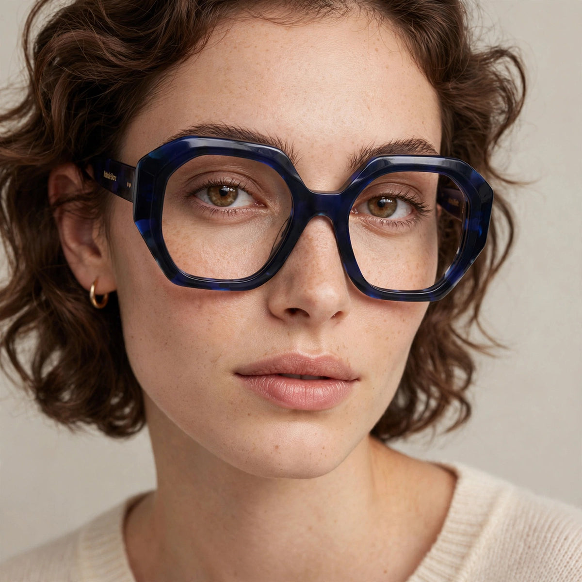 NB0 | ANAELLE — worn by female model