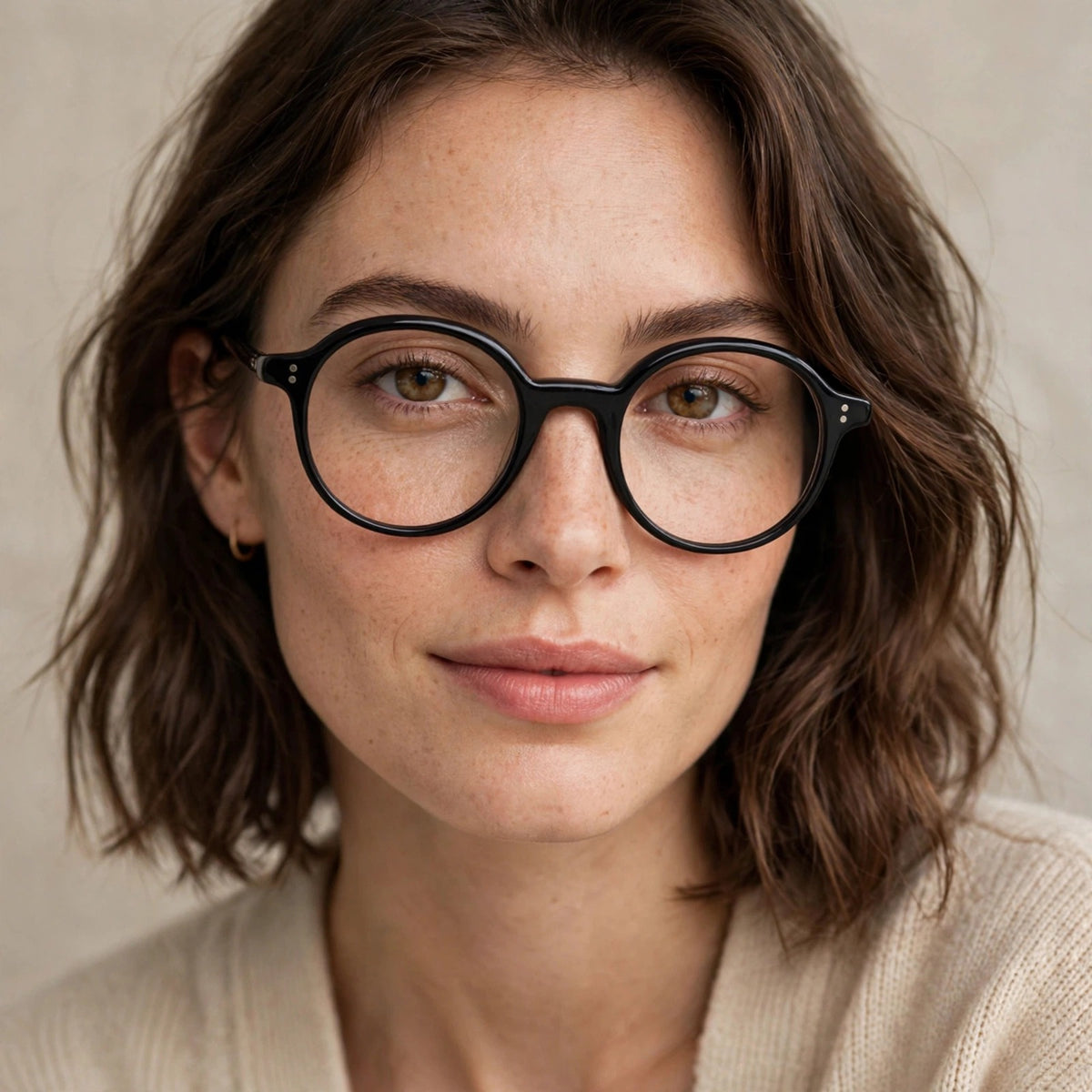 NB0 | HARRY — worn by female model