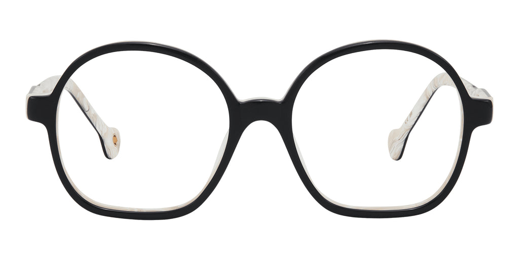 Nathalie Blanc BRIGITTEN NOMB — white background